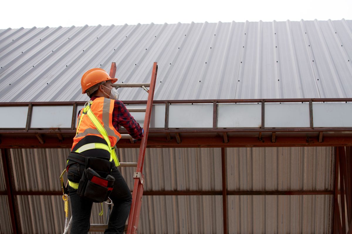 Roof Servicing